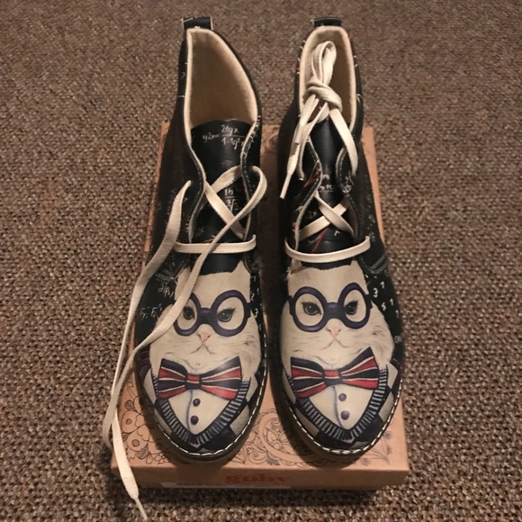Goby Shoes - NWT Goby Science Kitty Boots Size 9.5